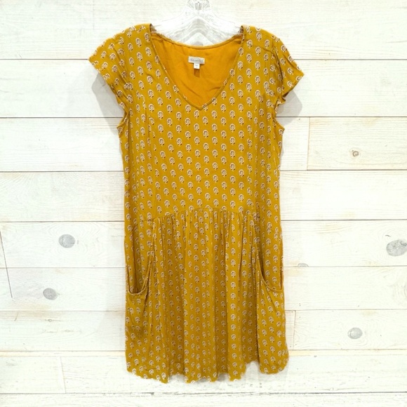 Garnet Hill yellow floral crepe/ shift dress ❤️ - Picture 3 of 8